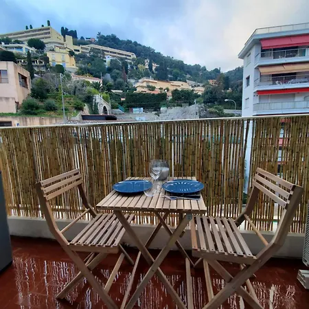 La Bord De Et Parking Privee * Mentona